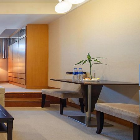 Dalian Asia Pacific Service Apartment Экстерьер фото