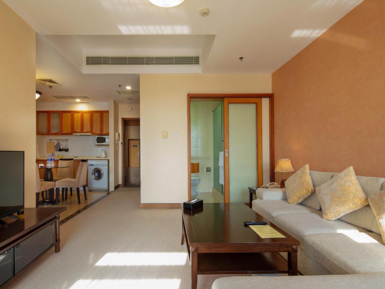 Dalian Asia Pacific Service Apartment Экстерьер фото